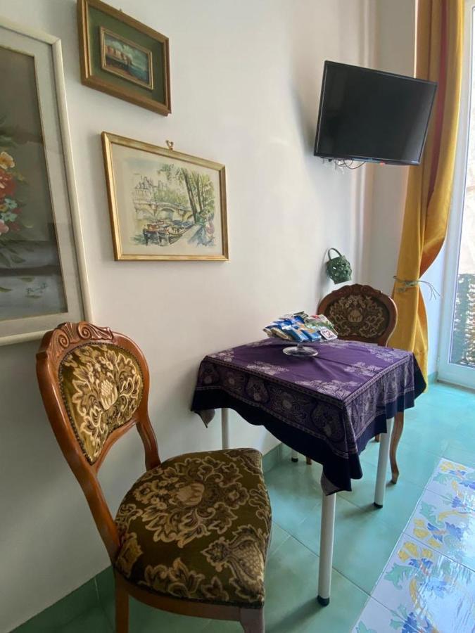 A Casa Di Claudia Διαμέρισμα Νάπολη Εξωτερικό φωτογραφία